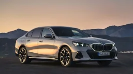 bmw-i5-edrive40-2023.webp