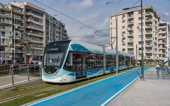 TR_Izmir_asv2020-02_img40_Alaybey_tram_stop.webp
