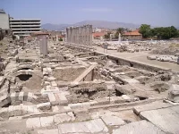 440px-Izmir_Agora.webp