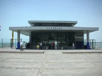 440px-Alsancak_Pier.webp