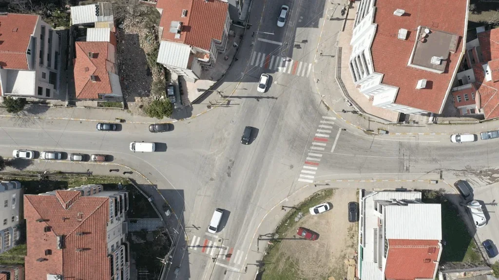 cevre_yolu_baglar_sokagi_kavsak_5.webp