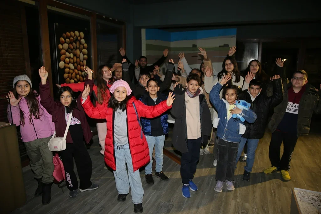 35366_MTY3ZGRmMD.webp