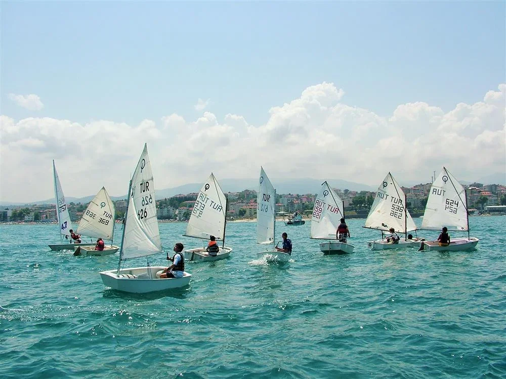 255063,1-yelken-sporlari-akcakocaduzce-il-kultur-ve-turizm-mud-.webp