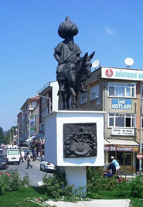 Aksehir_Nasreddin_Hoca_Monument.webp