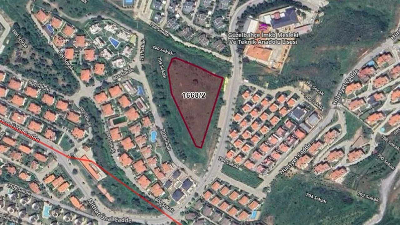 izmir-guzelbahcedeki-hazine-arazisi-276-milyon-tlye-satildi-2.webp