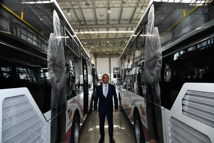 TEMSA-ÜRETİMİ-OTOBÜSLER-OSMANİYE-BELEDİYESİNE-TESLİM-EDİLDİ-20_720x480.webp