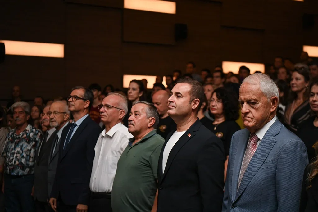 balikesir_sehir_tiyatrosu_1.webp balikesir_sehir_tiyatrosu_1.webp
