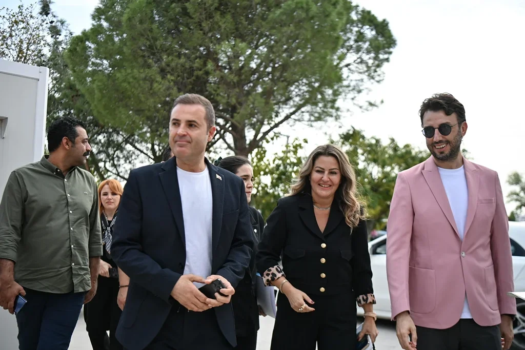 balikesir_sehir_tiyatrosu_6.webp balikesir_sehir_tiyatrosu_6.webp