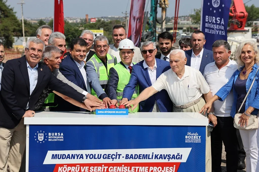 35907_MTY4OTMyZT_6.webp