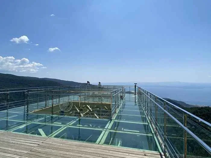 altinoluk_kazdaglari_cam_seyir_terasi_4.webp