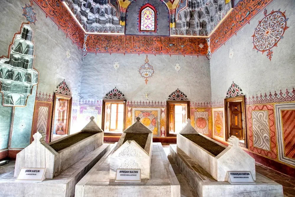 muradiye_kulliye_4.webp muradiye_kulliye_4.webp