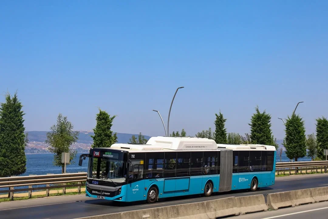 Bizimle Her Yere Ulaşın 🚍.webp