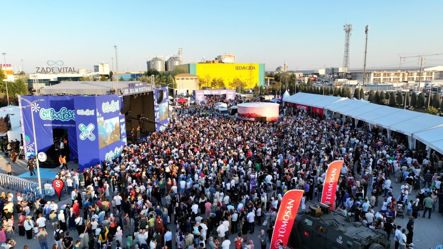 20250822_211210.webp 20250822_211210.webp