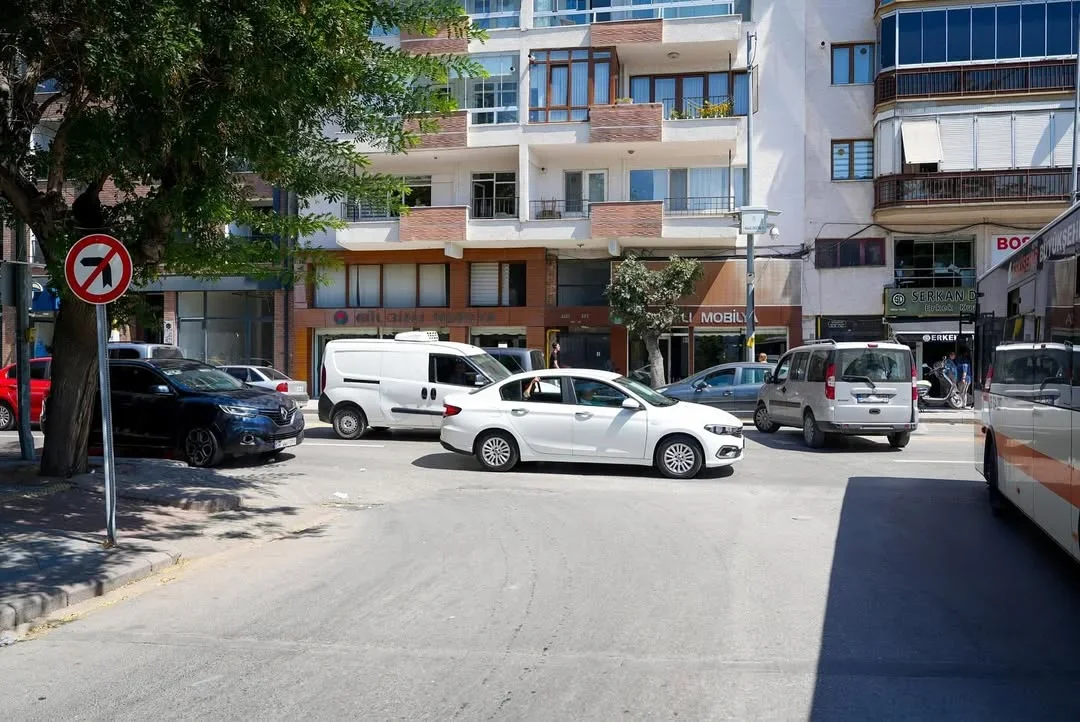 eses_ataturk_caddesi_6.webp eses_ataturk_caddesi_6.webp