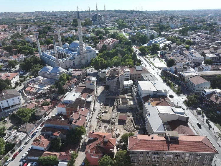 makedon_kulesi_2.webp makedon_kulesi_2.webp