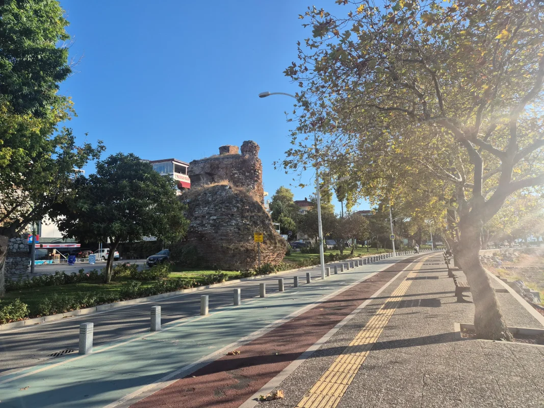 20250916_174018.webp 20250916_174018.webp