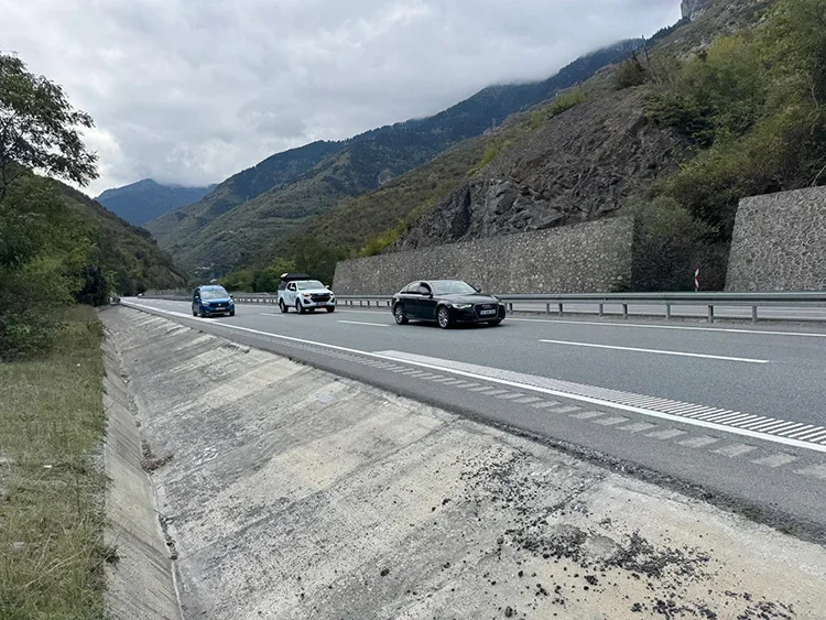 1760789516675.webp 1760789516675.webp