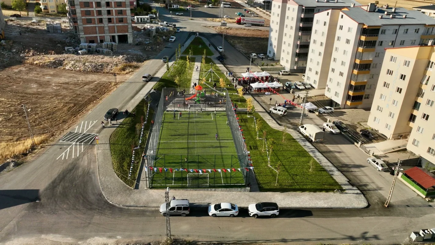 20251019_172852.webp 20251019_172852.webp