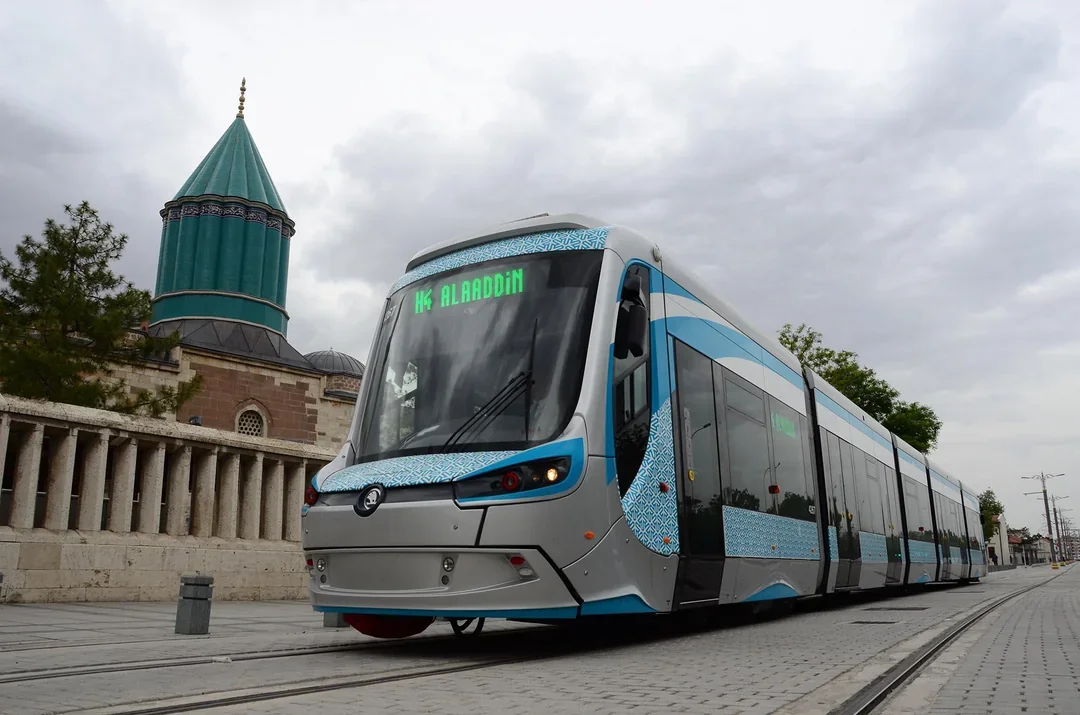 škoda-28t2-tram-in-konya-turkey-v0-o39y9zs9s2ie1.webp