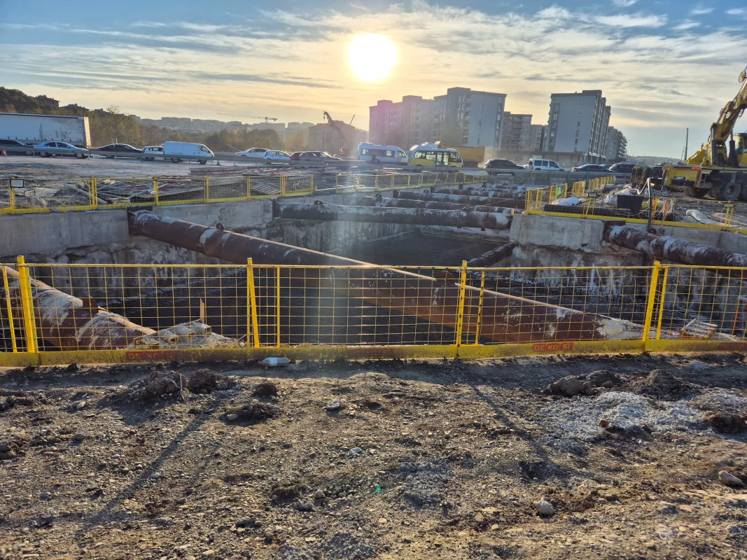 20251125_163347.webp 20251125_163347.webp