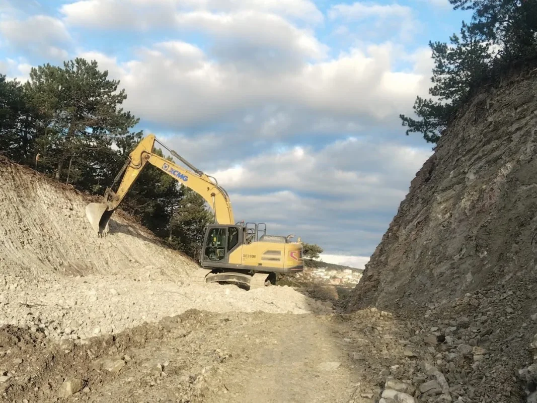 20251207_210806.webp 20251207_210806.webp