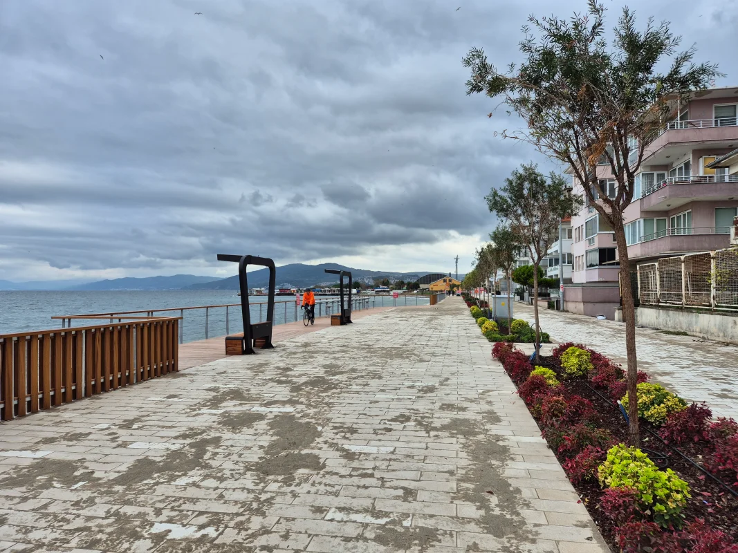 20251208_143550.webp 20251208_143550.webp