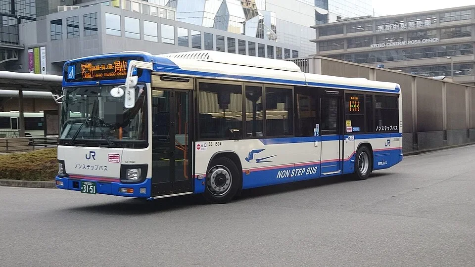 NISHINIHON_JR_BUS_KYOTO_ERGA.webp