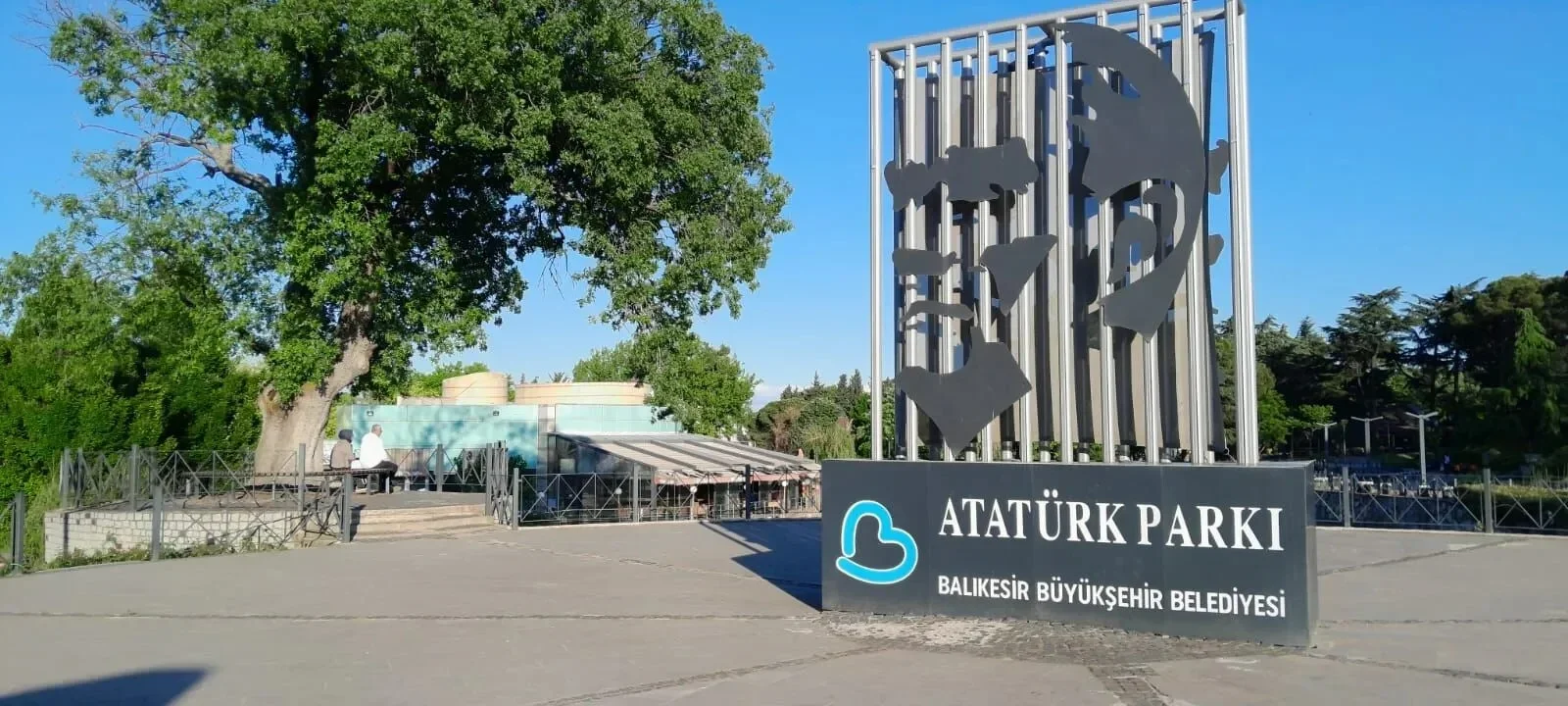 balikesir_ataturk_parki_2.webp