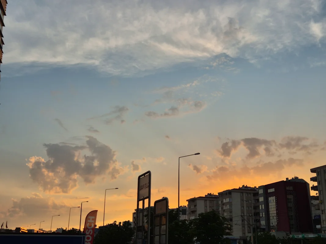 20260609_195718.webp