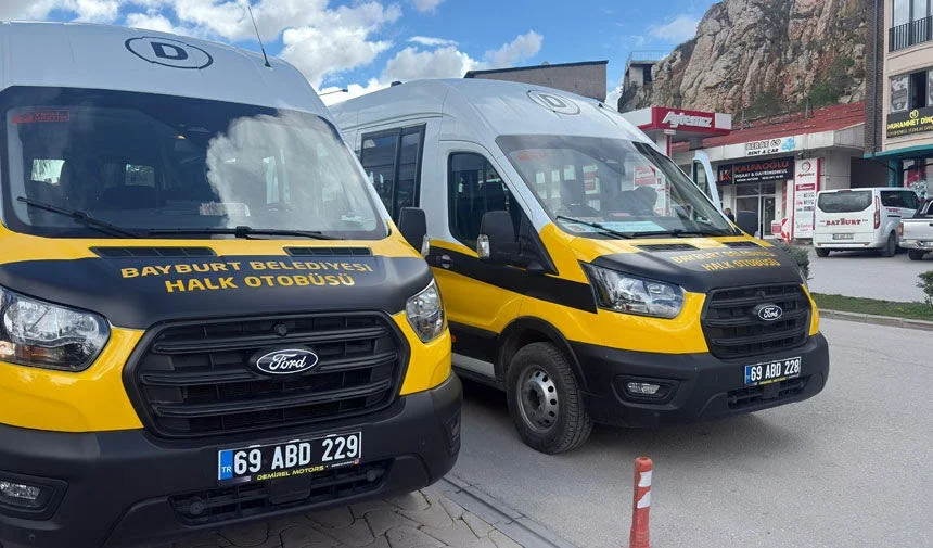 bayburt-belediyesi-ulasim-filosunu-guclendiriyor-2-yeni-minibus-hizmete-girdi1.webp bayburt-belediyesi-ulasim-filosunu-guclendiriyor-2-yeni-minibus-hizmete-girdi1.webp