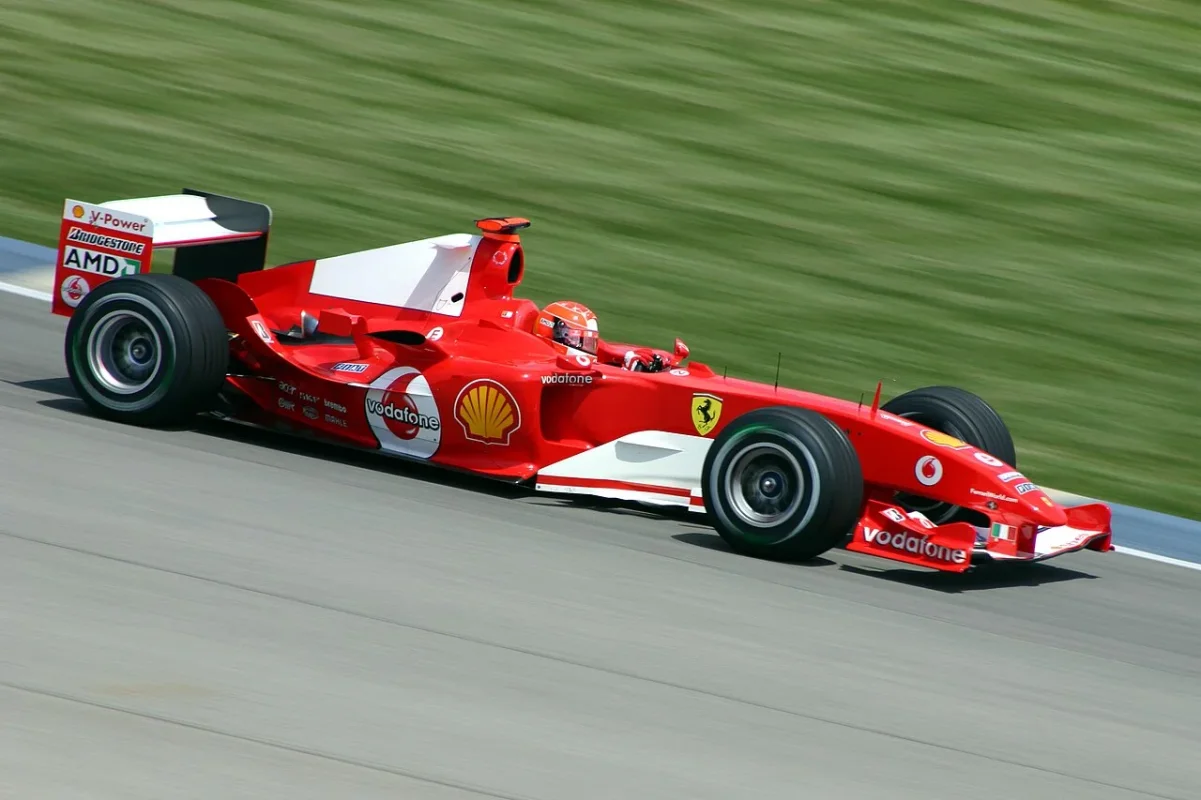 Michael_Schumacher_Ferrari_2004.webp
