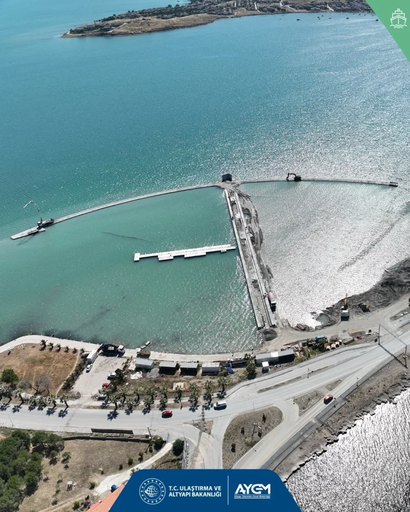 ayvalik_kucuk_tekne_barinak_4.webp