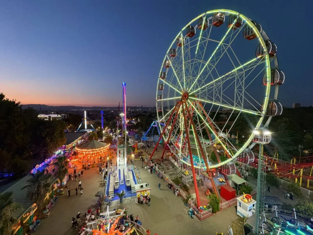 lunapark_1.webp