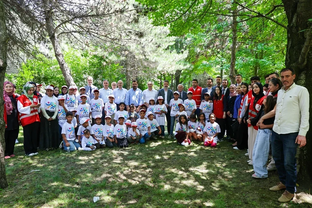 37497_MTZhNjIxNT.webp