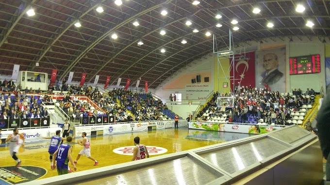 kurtdereli_kapali_spor_salonu_4.webp