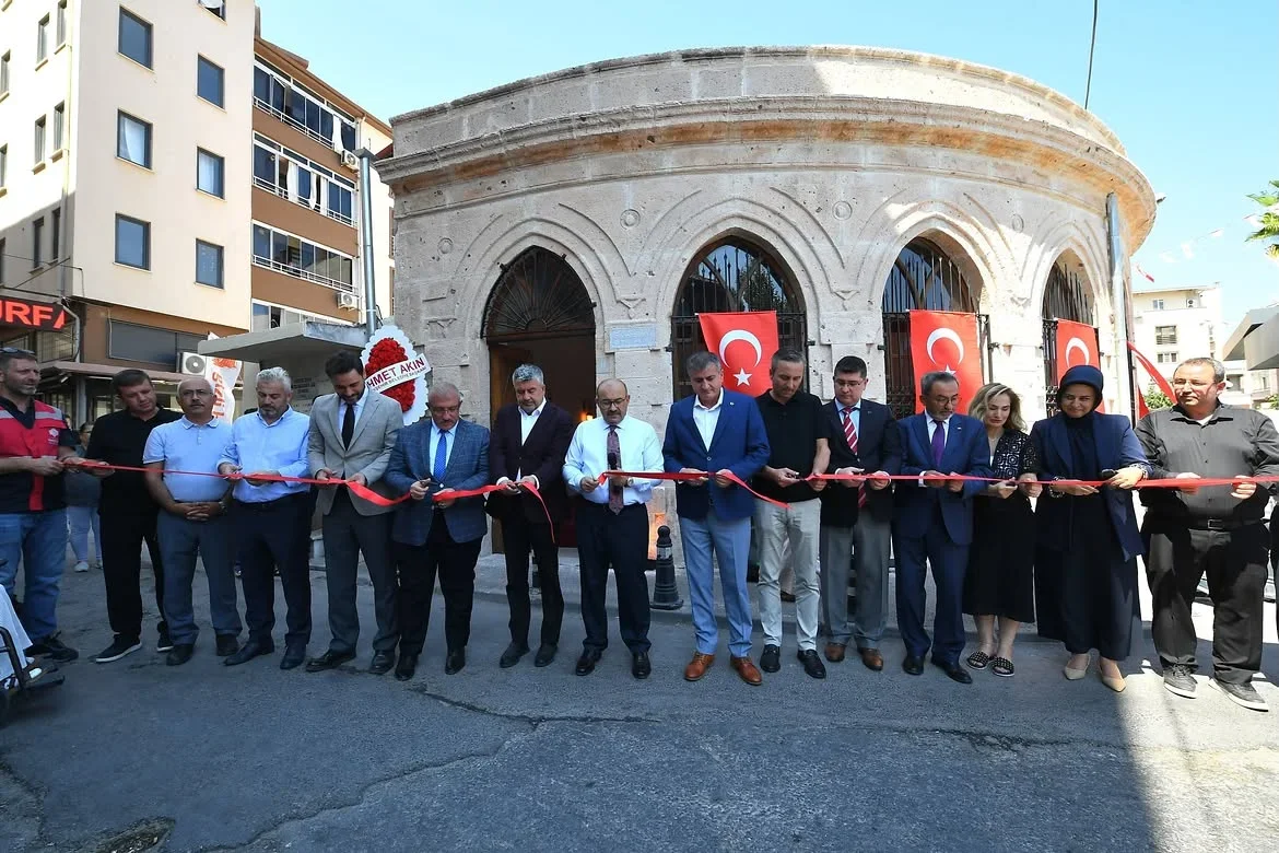 karesi_turbesi_2.webp karesi_turbesi_2.webp