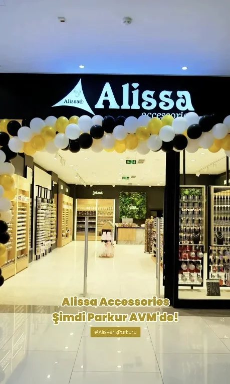 alissa_accessories.webp