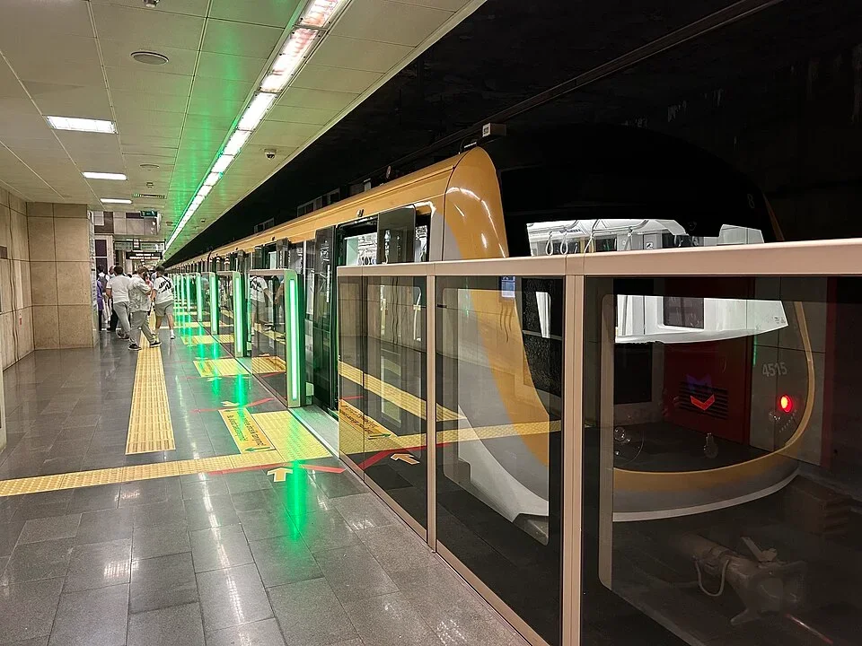 Üsküdar_Metro_İstasyonu_M5_2024_2.webp