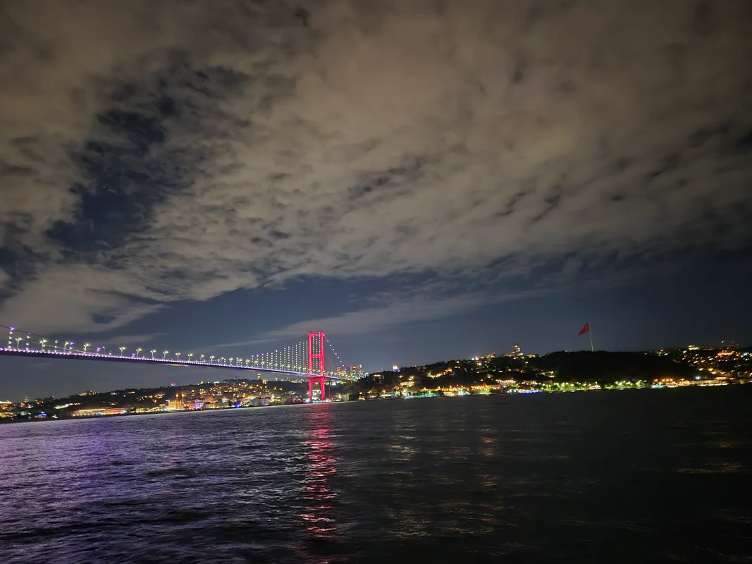 20260918_204036.webp
