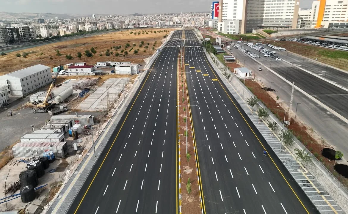 urfa_sh_yolu_1.webp