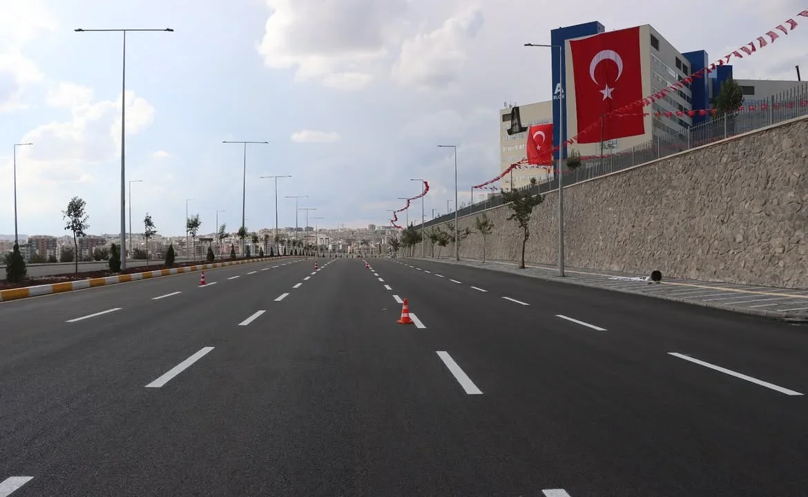 urfa_sh_yolu_3.webp