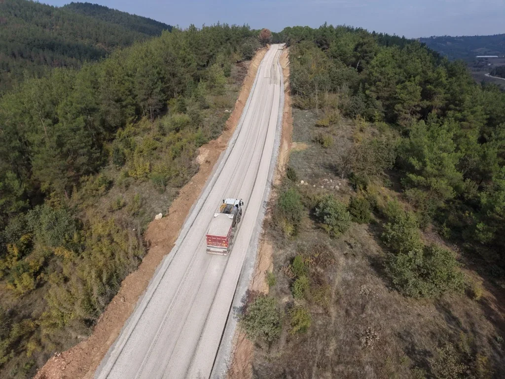 37886_MTZhZDViNj_4.webp