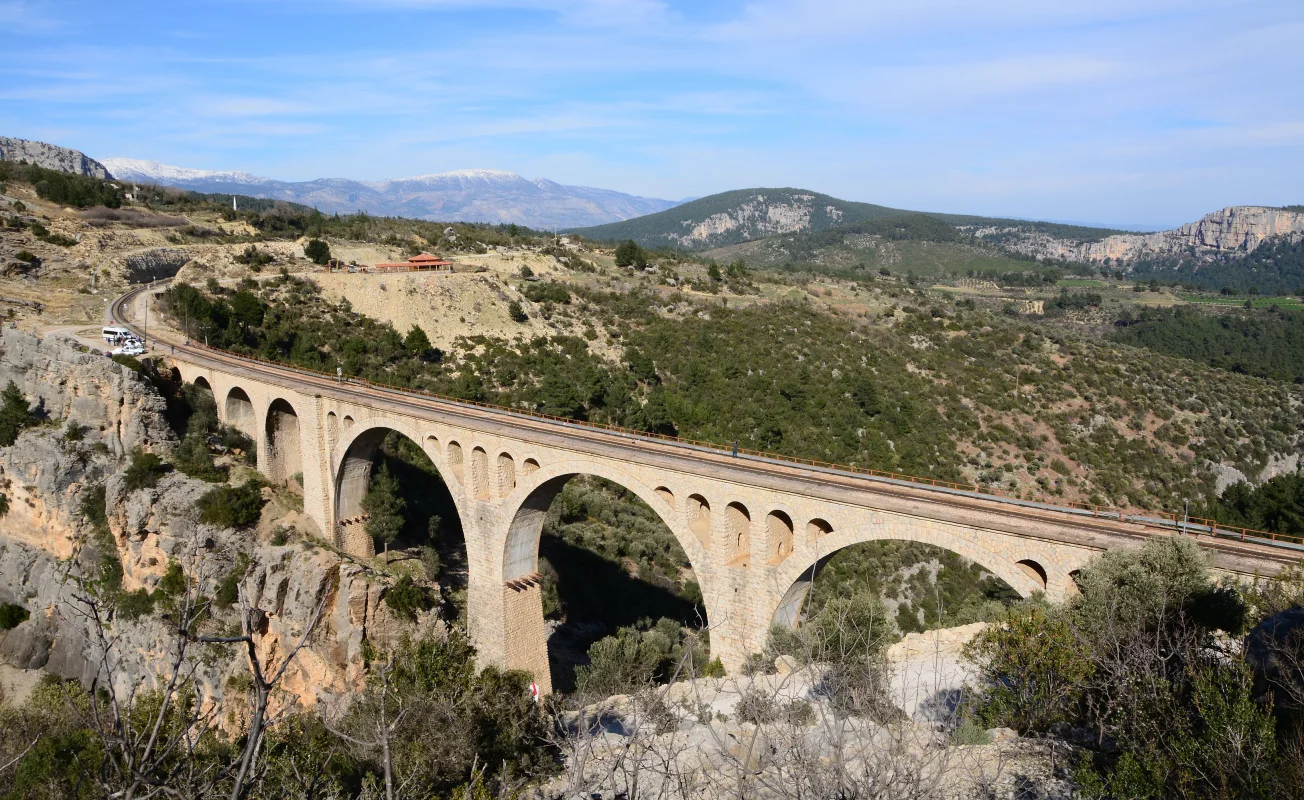 Varda_Viaduct,_Karaisalı_04.webp