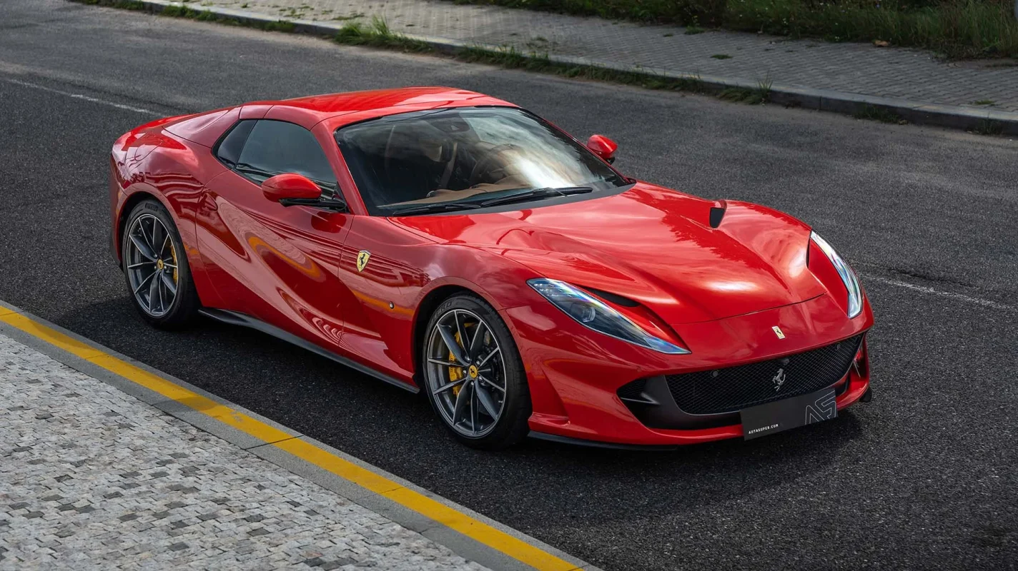 Ferrari-812-GTS-1.webp