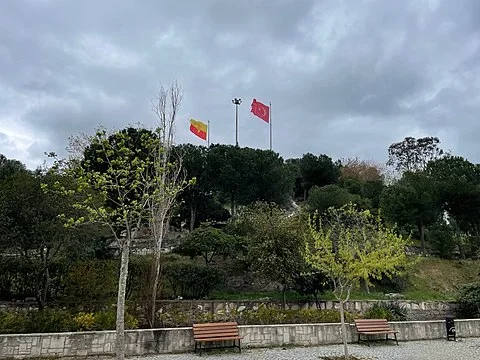 Susuzdede_Park,_April_2022.webp Susuzdede_Park,_April_2022.webp
