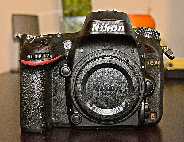 Nikon_D600_Front_View.webp