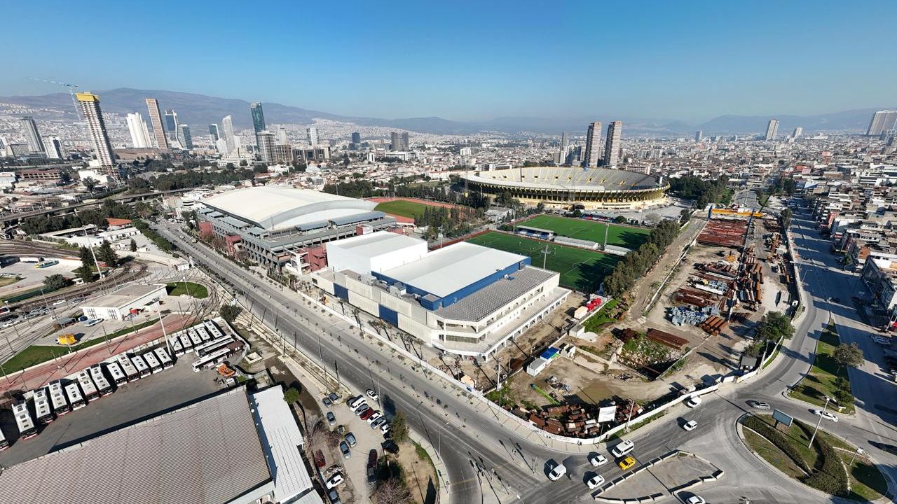 Kasapoğlu'ndan İzmir’e büyük yatırım müjdesi: Geri sayım başladı! Kasapoğlu'ndan İzmir’e büyük yatırım müjdesi: Geri sayım başladı!